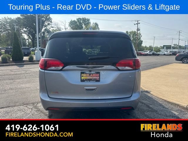Used 2019 Chrysler Pacifica Touring Plus w/ S Appearance Package FWD image 4