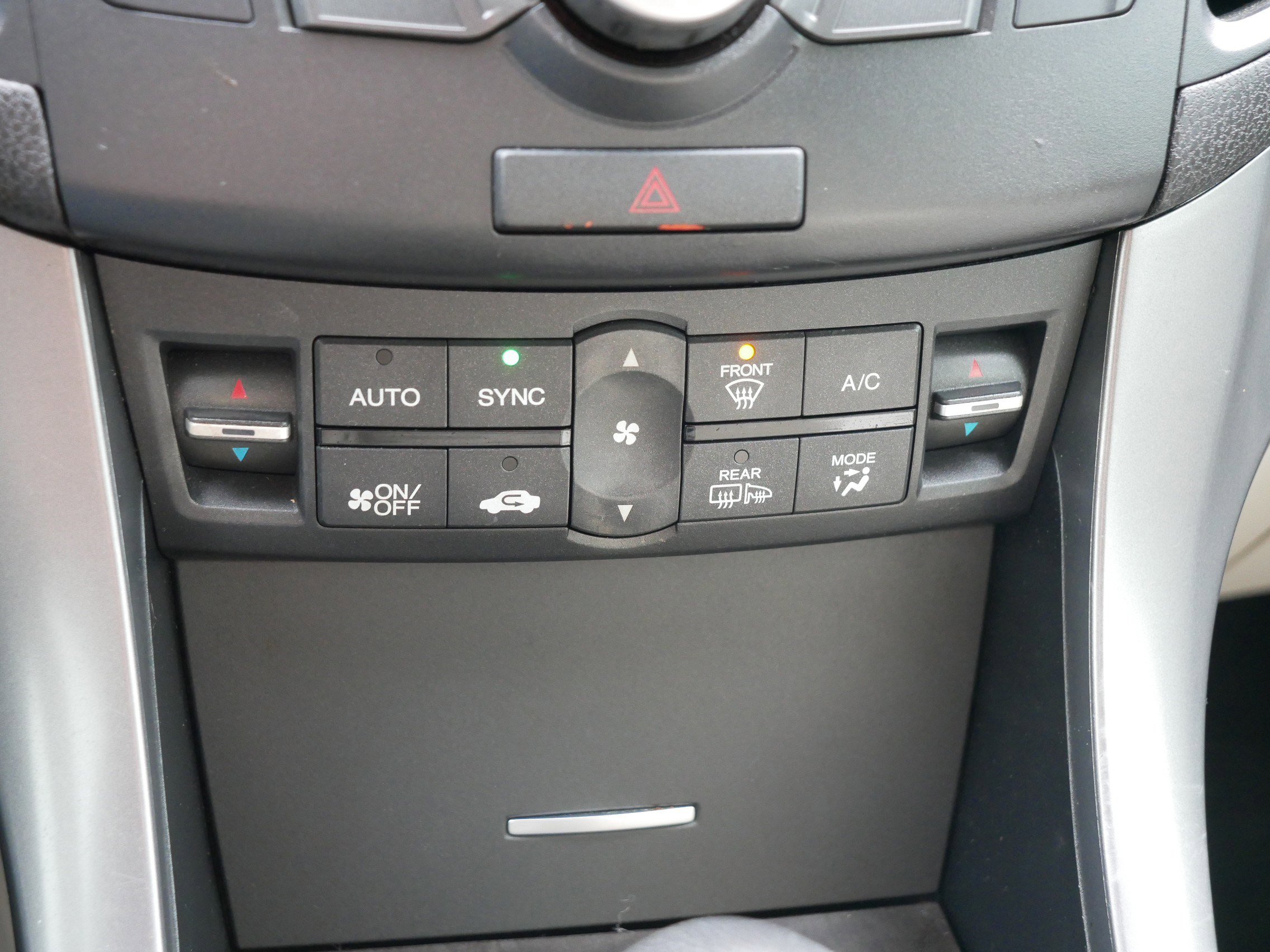 Used 2014 Acura TSX Sedan image 23