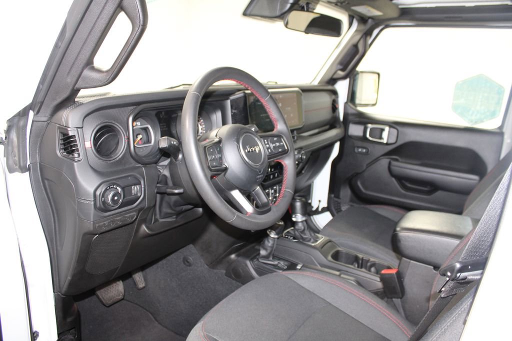 Used 2024 Jeep Wrangler Unlimited Rubicon image 24