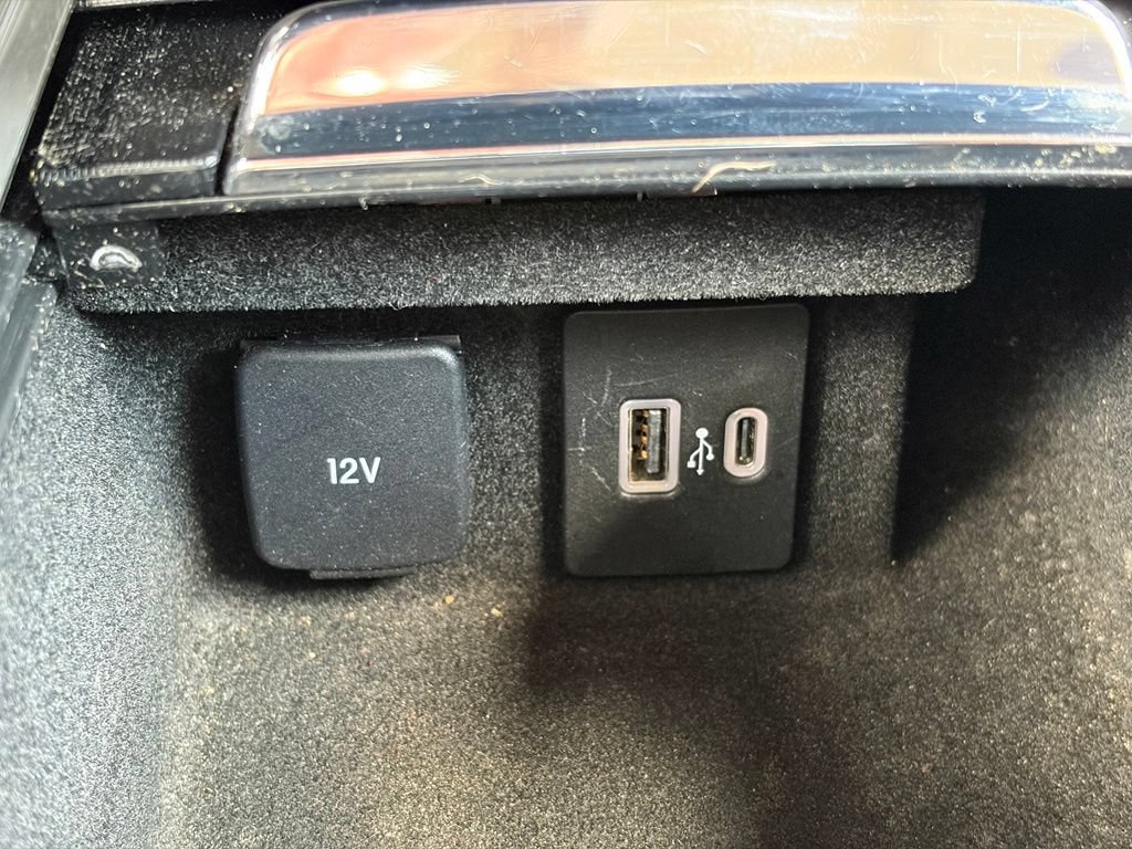 Used 2022 Lincoln Corsair AWD w/ Premium Package image 28