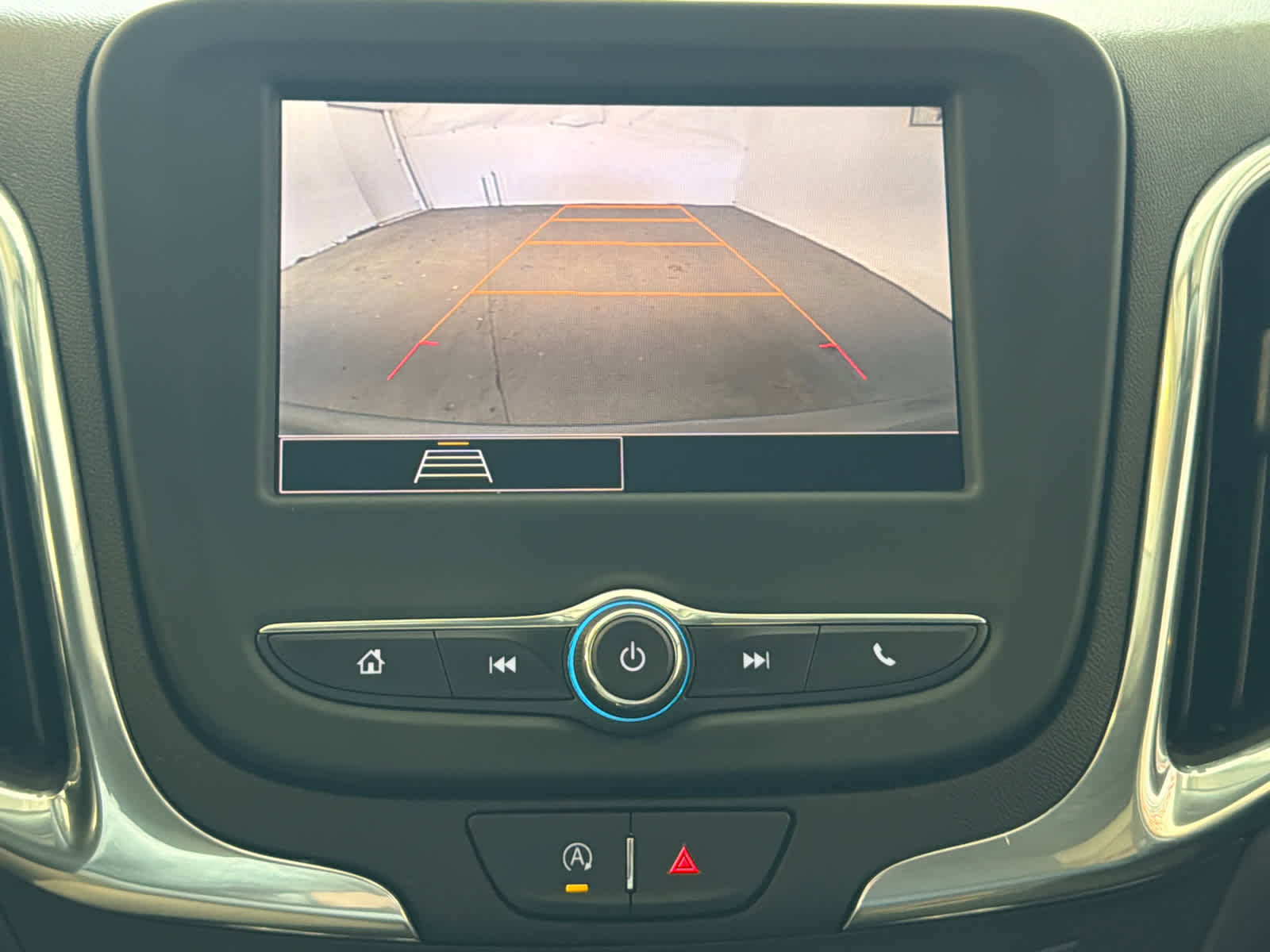 Used 2024 Chevrolet Equinox LT w/ LPO, Floor Liner Package FWD image 47