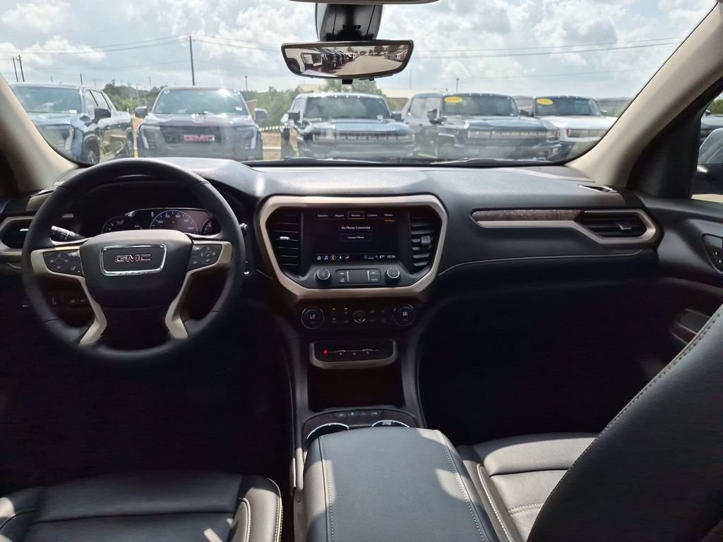 Used 2023 GMC Acadia Denali w/ Denali Ultimate Package FWD image 33