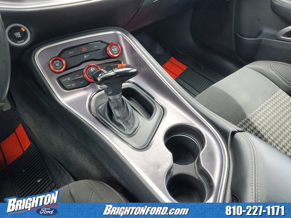 Used 2015 Dodge Challenger R/T w/ Quick Order Package 28B R/T RWD image 25