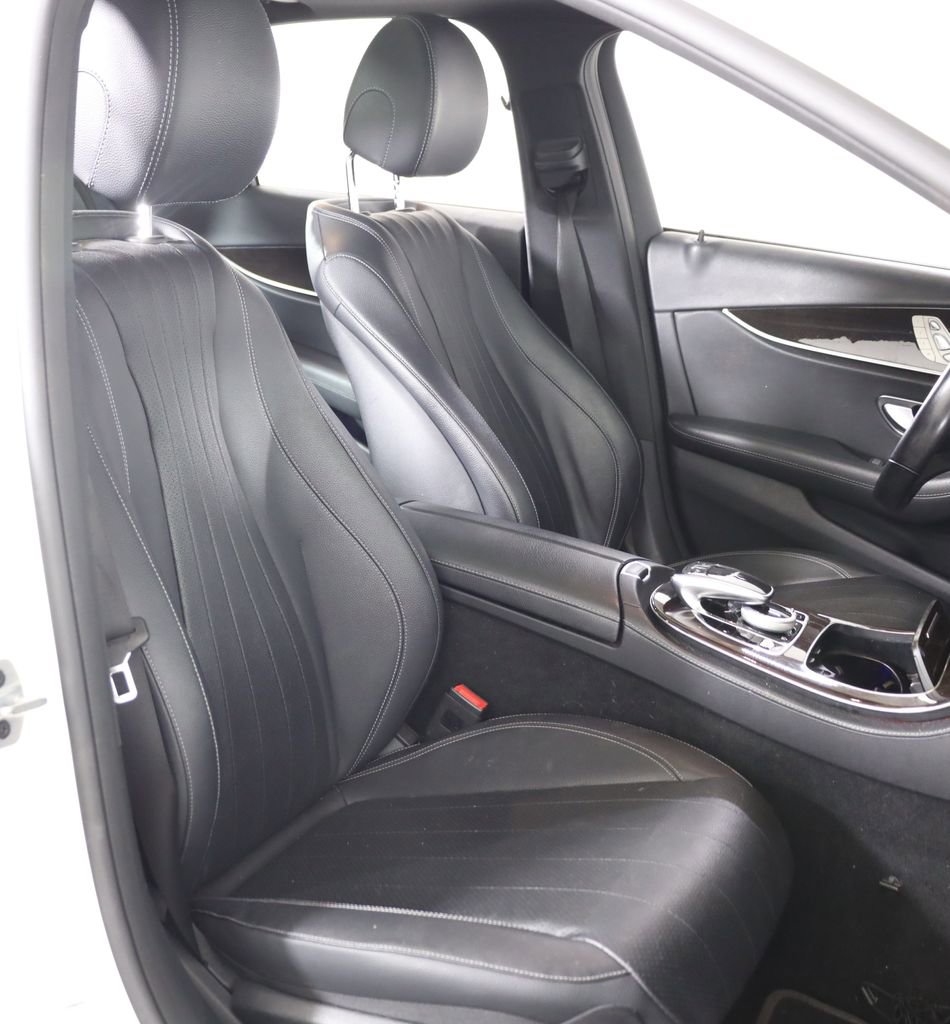 Certified 2019 Mercedes-Benz E 300 4MATIC image 42