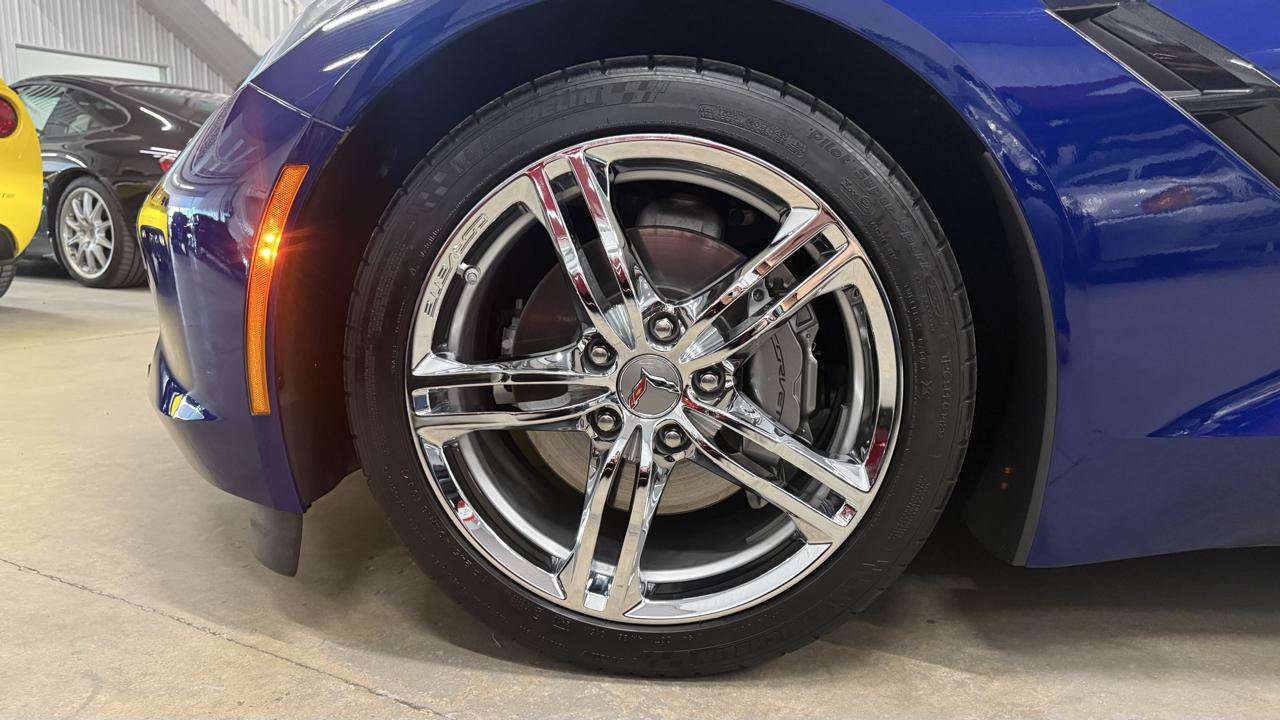 Used 2017 Chevrolet Corvette Stingray Coupe w/ 2LT Preferred Equipment Group RWD image 44