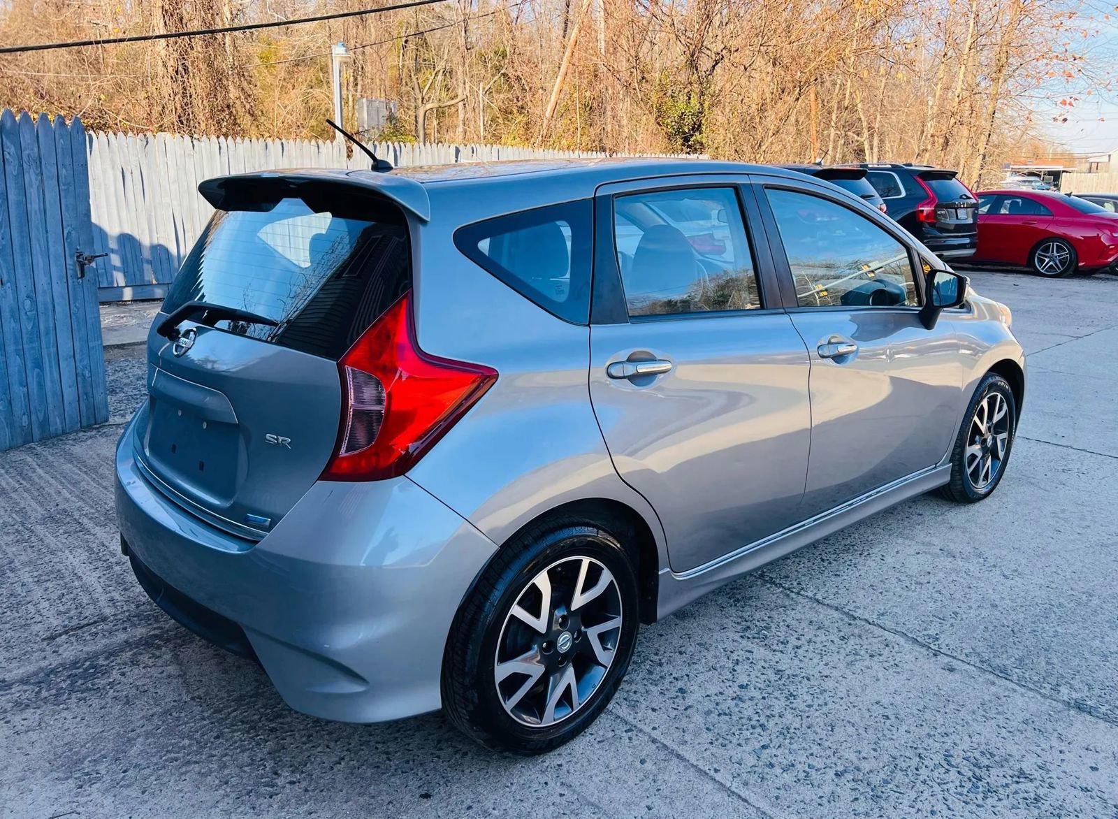 Used 2015 Nissan Versa Note SR w/ Chrome Package image 6