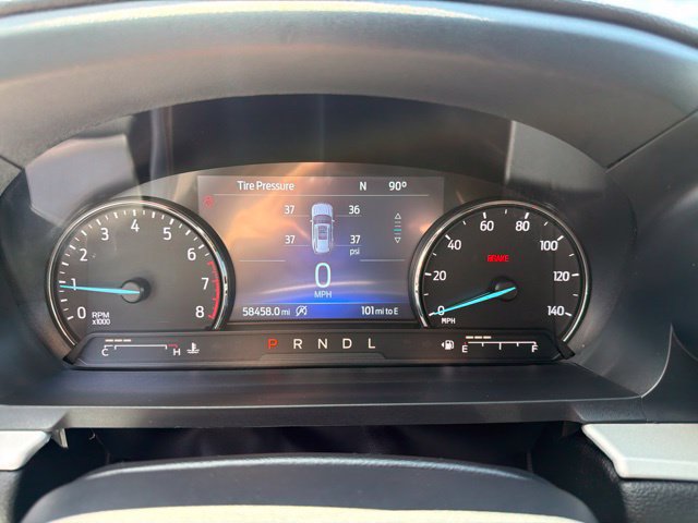 Used 2024 Ford Explorer XLT AWD/4WD image 23