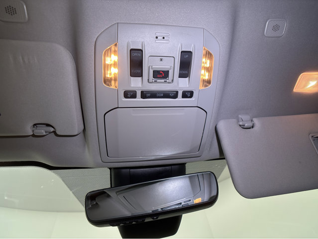 Used 2023 Toyota Highlander XLE image 37