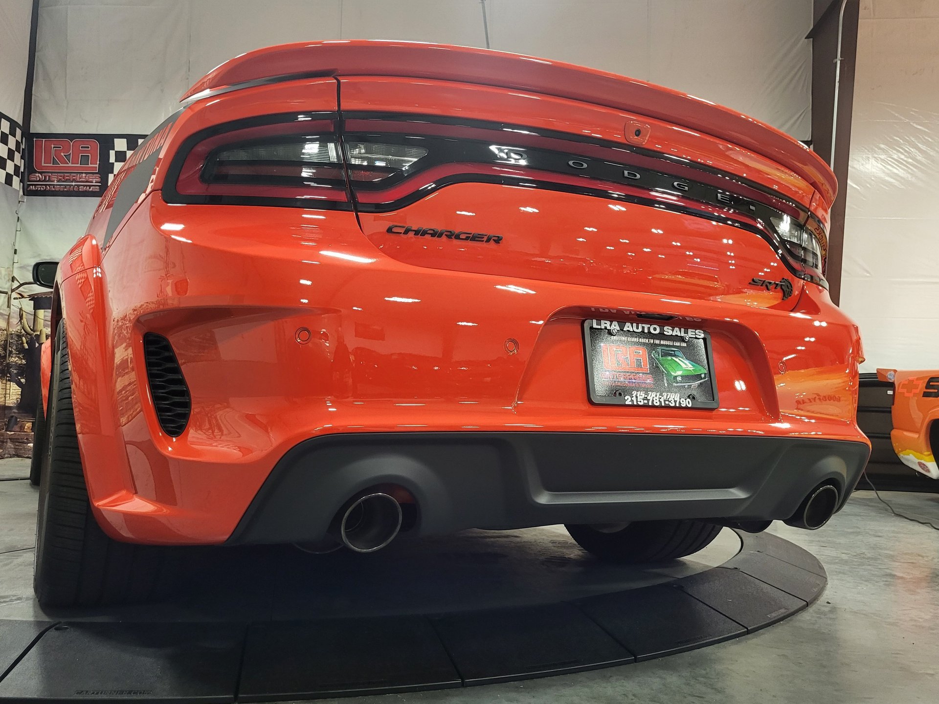 Used 2023 Dodge Charger SRT Hellcat RWD image 5