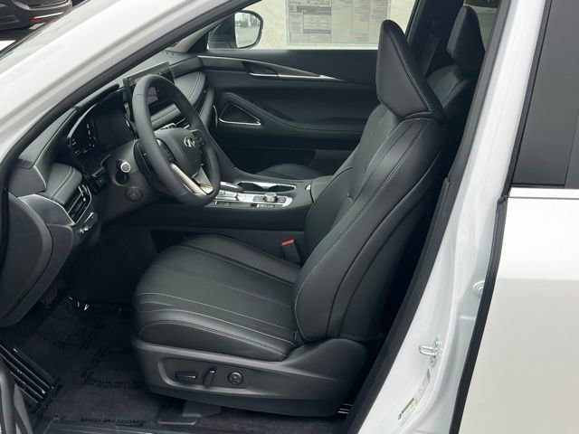 New 2026 INFINITI QX60 Luxe w/ Cargo Package AWD/4WD image 7