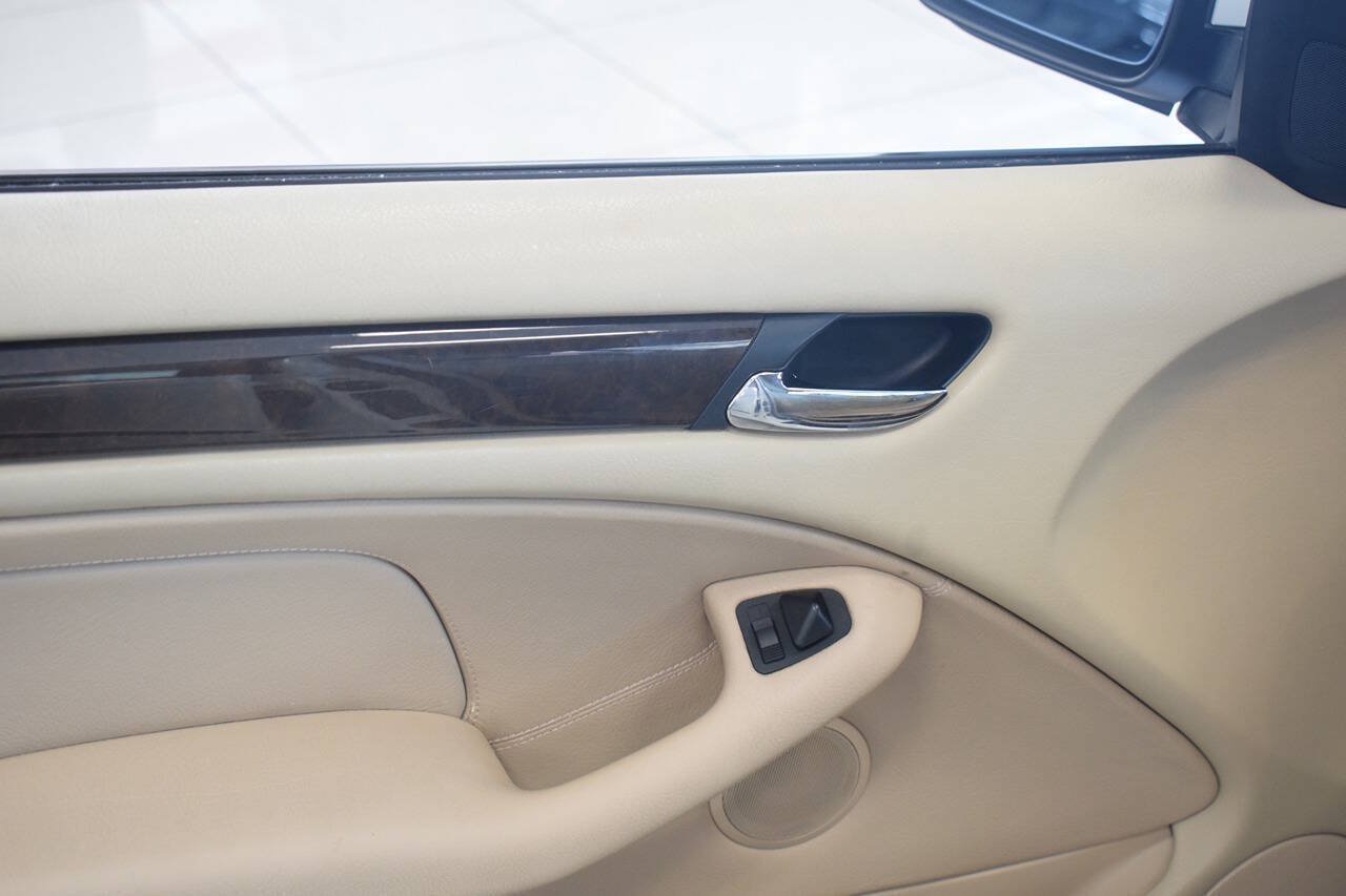 Used 2000 BMW 323i Sedan RWD image 21