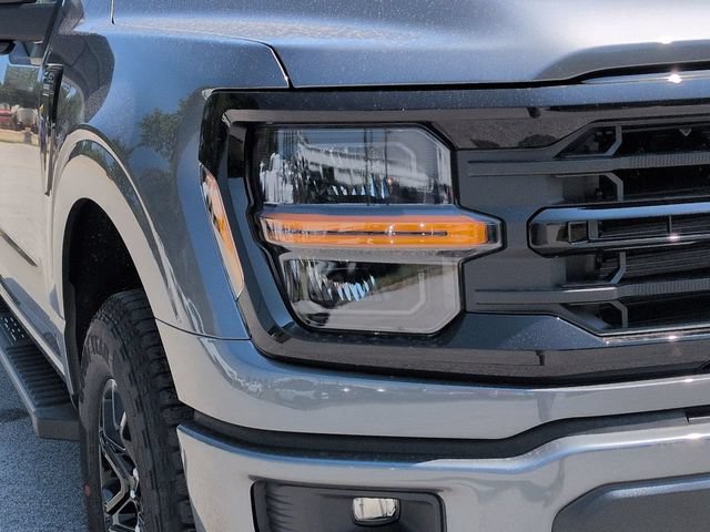 New 2026 Ford F150 XLT w/ XLT Black Appearance Package AWD/4WD image 9