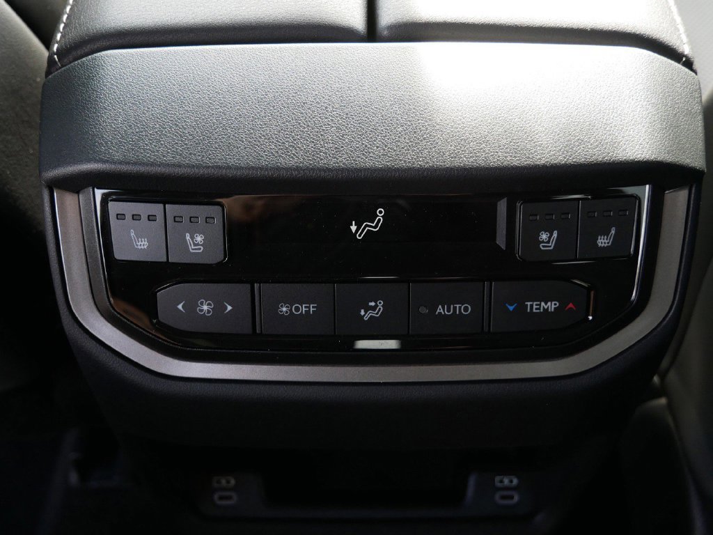 New 2026 Lexus TX 500h AWD w/ Technology Package image 13