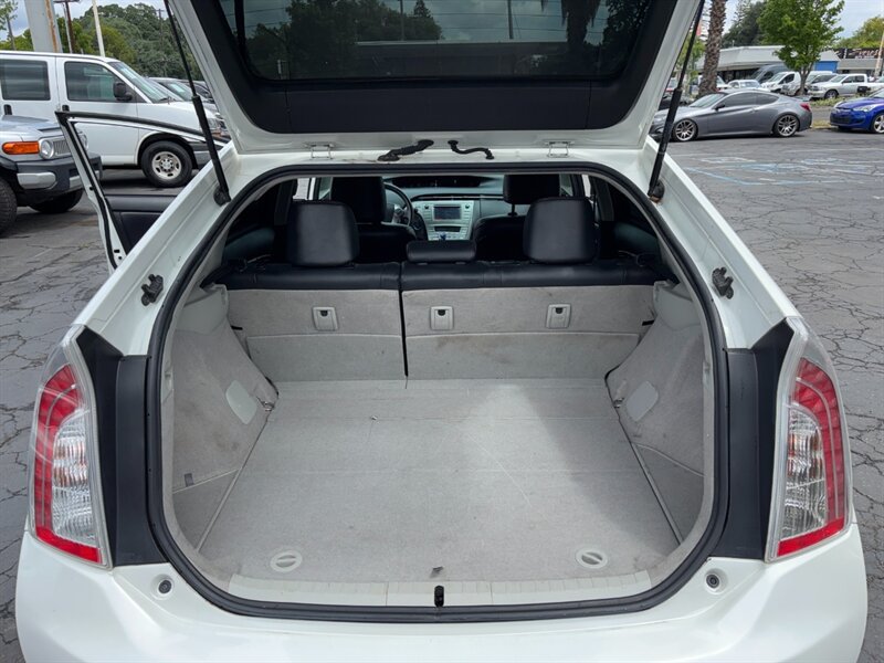 Used 2013 Toyota Prius Persona Series FWD image 16