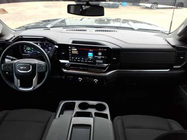 Used 2025 GMC Sierra 2500 SLE image 15