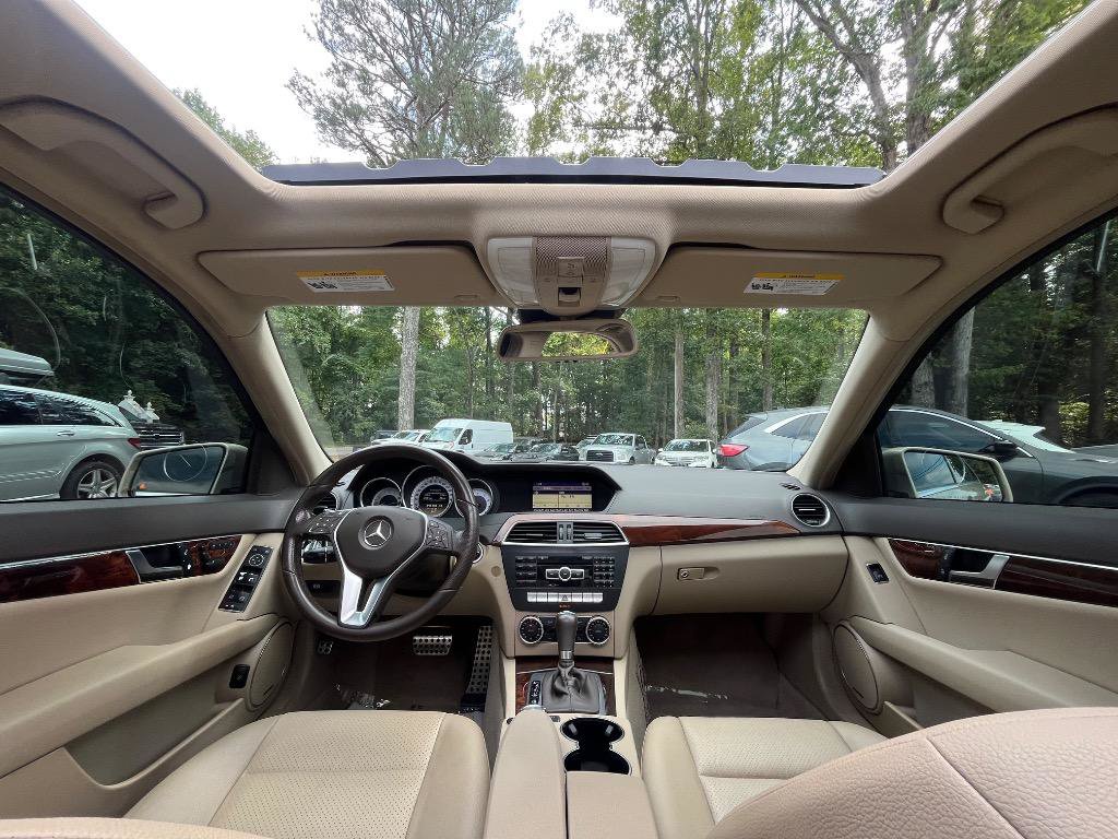 Used 2012 Mercedes-Benz C 300 4MATIC Sedan image 34