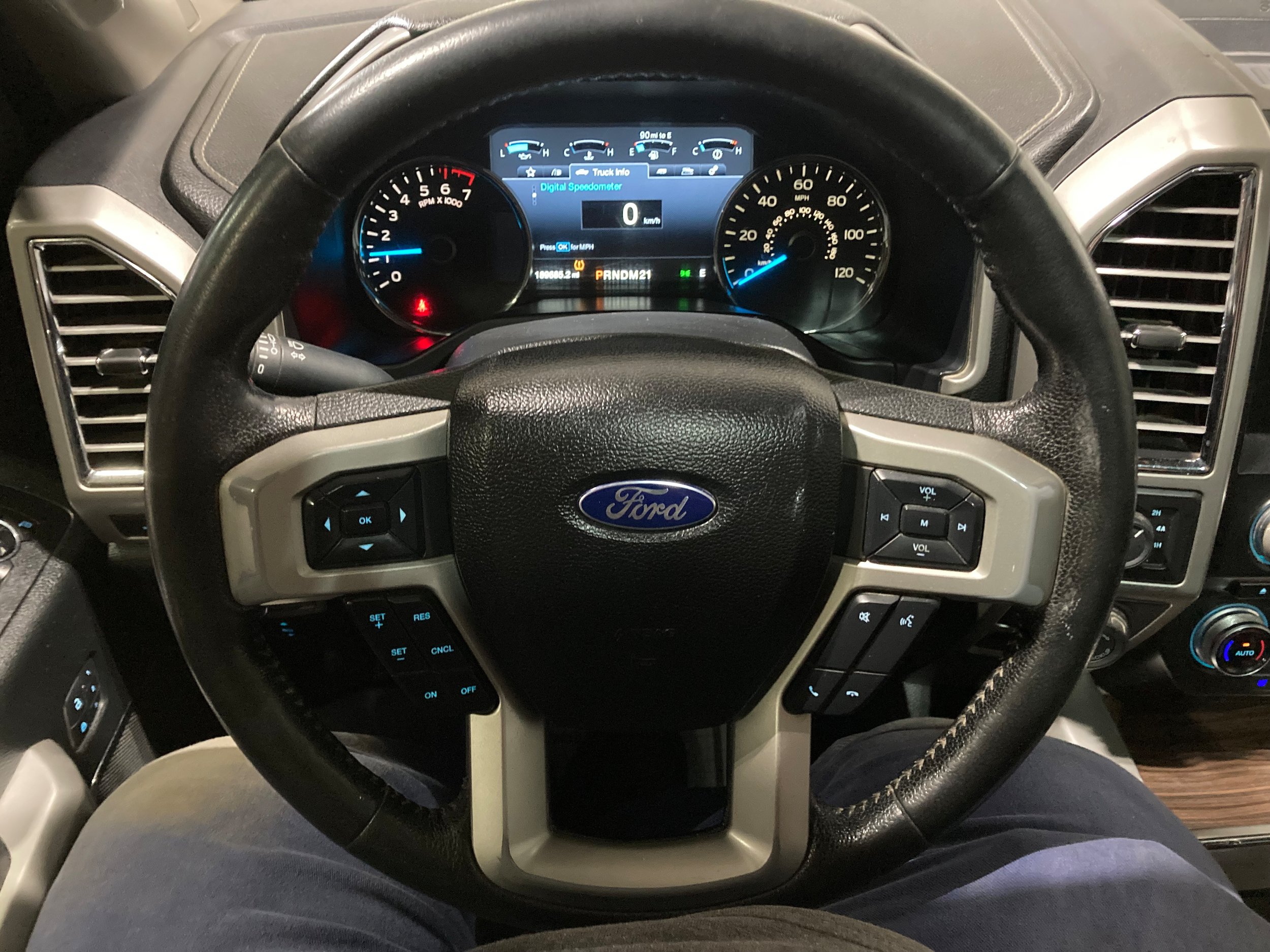 Used 2016 Ford F150 Lariat w/ Equipment Group 502A Luxury AWD/4WD image 27