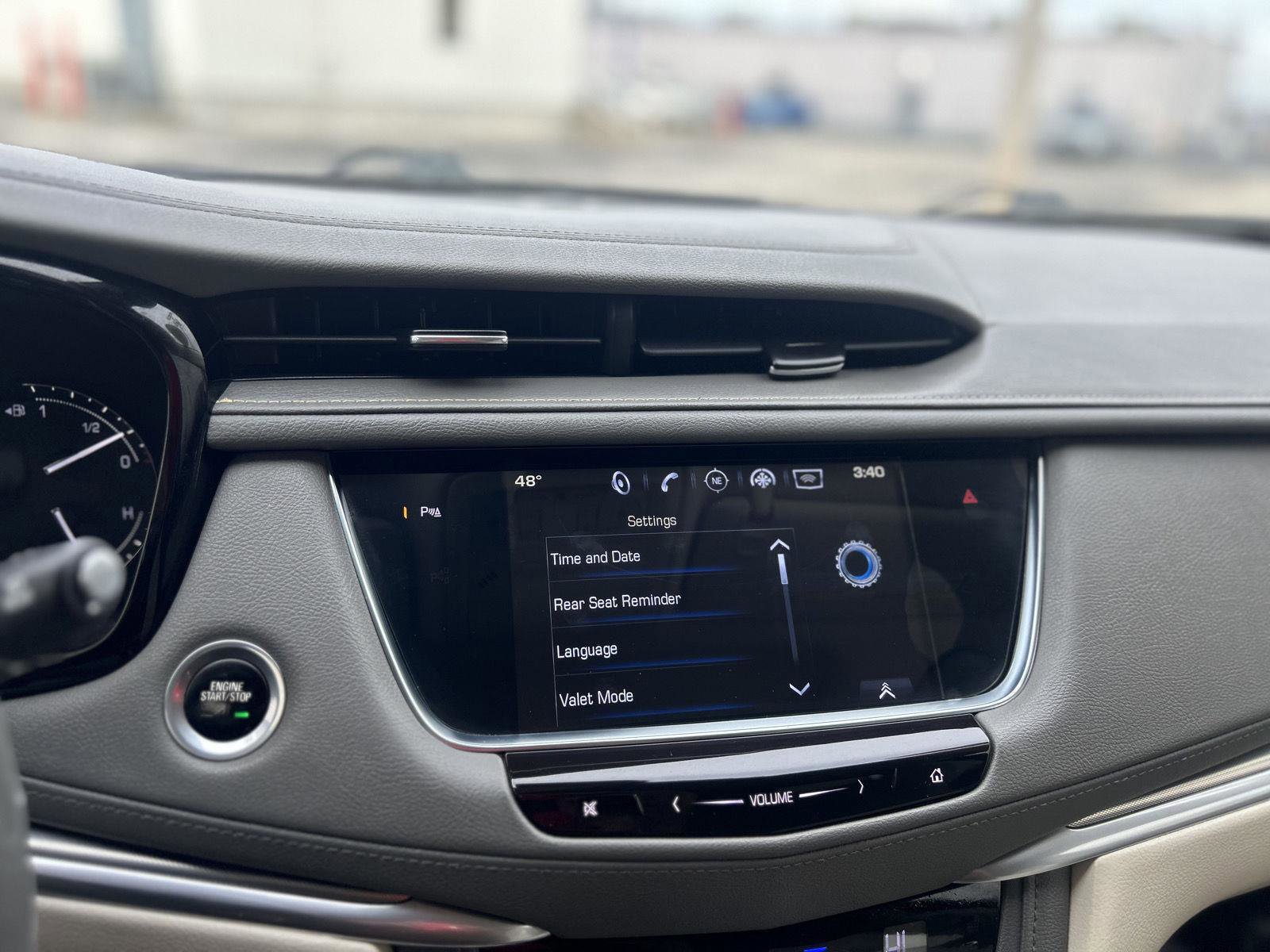 Used 2018 Cadillac XT5 Premium Luxury AWD/4WD image 24