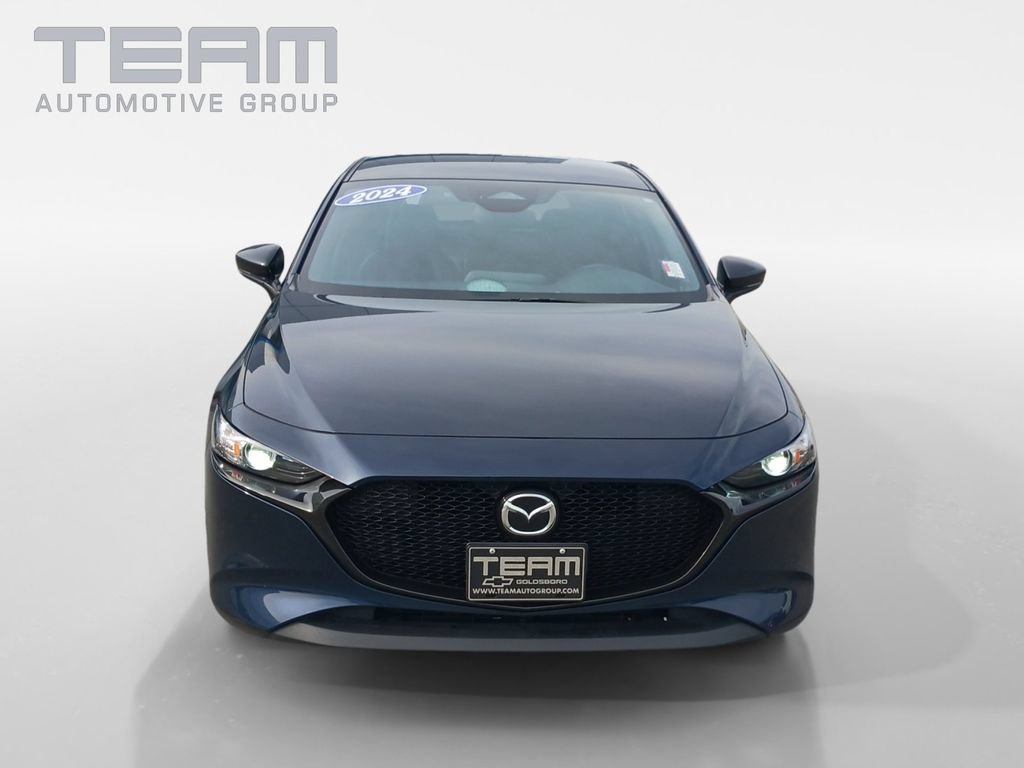 Used 2024 MAZDA MAZDA3 s FWD image 2