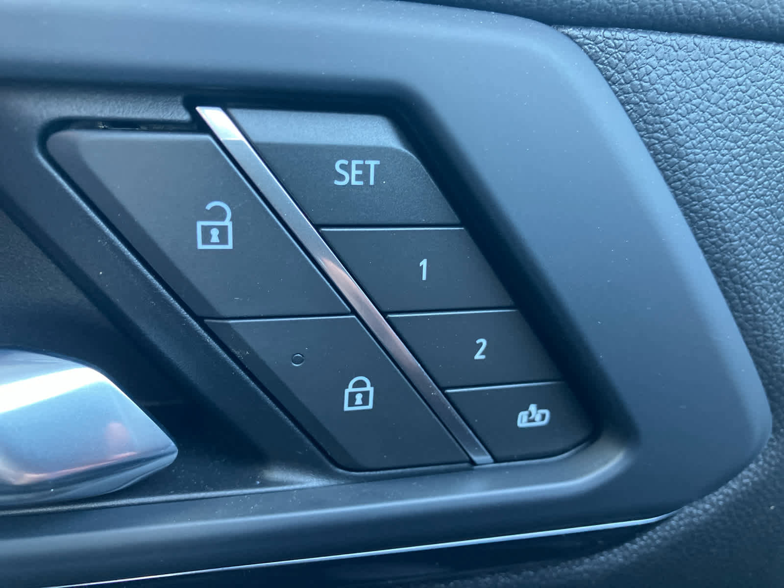 New 2026 GMC Terrain AT4 w/ Convenience Package III AWD/4WD image 12