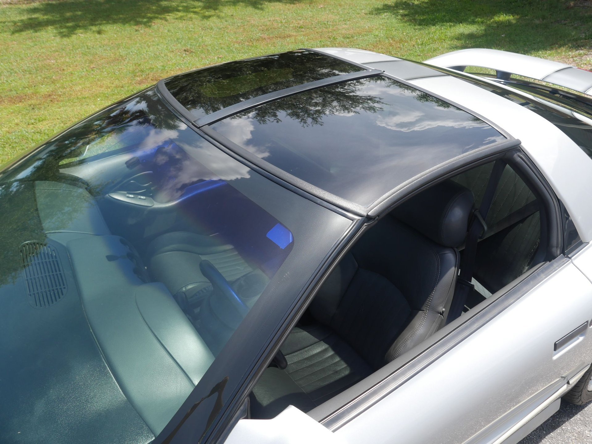 Used 1997 Pontiac Firebird Trans Am RWD image 32