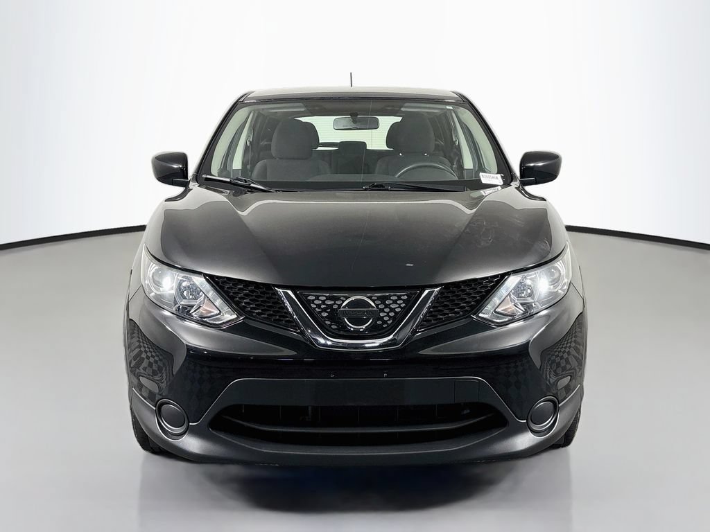 Used 2018 Nissan Rogue Sport S AWD/4WD image 2