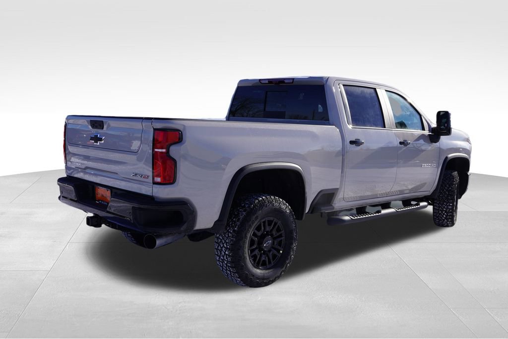 New 2026 Chevrolet Silverado 2500 ZR2 AWD/4WD image 3