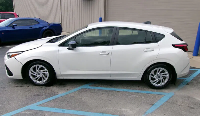 Used 2024 Subaru Impreza 2.0i AWD/4WD image 3