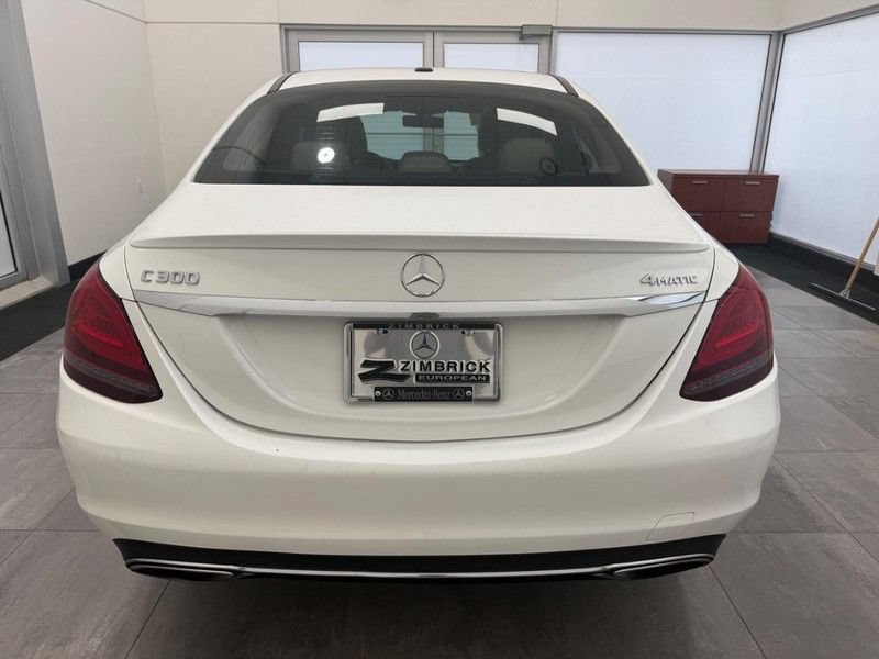 Used 2019 Mercedes-Benz C 300 4MATIC Sedan image 4