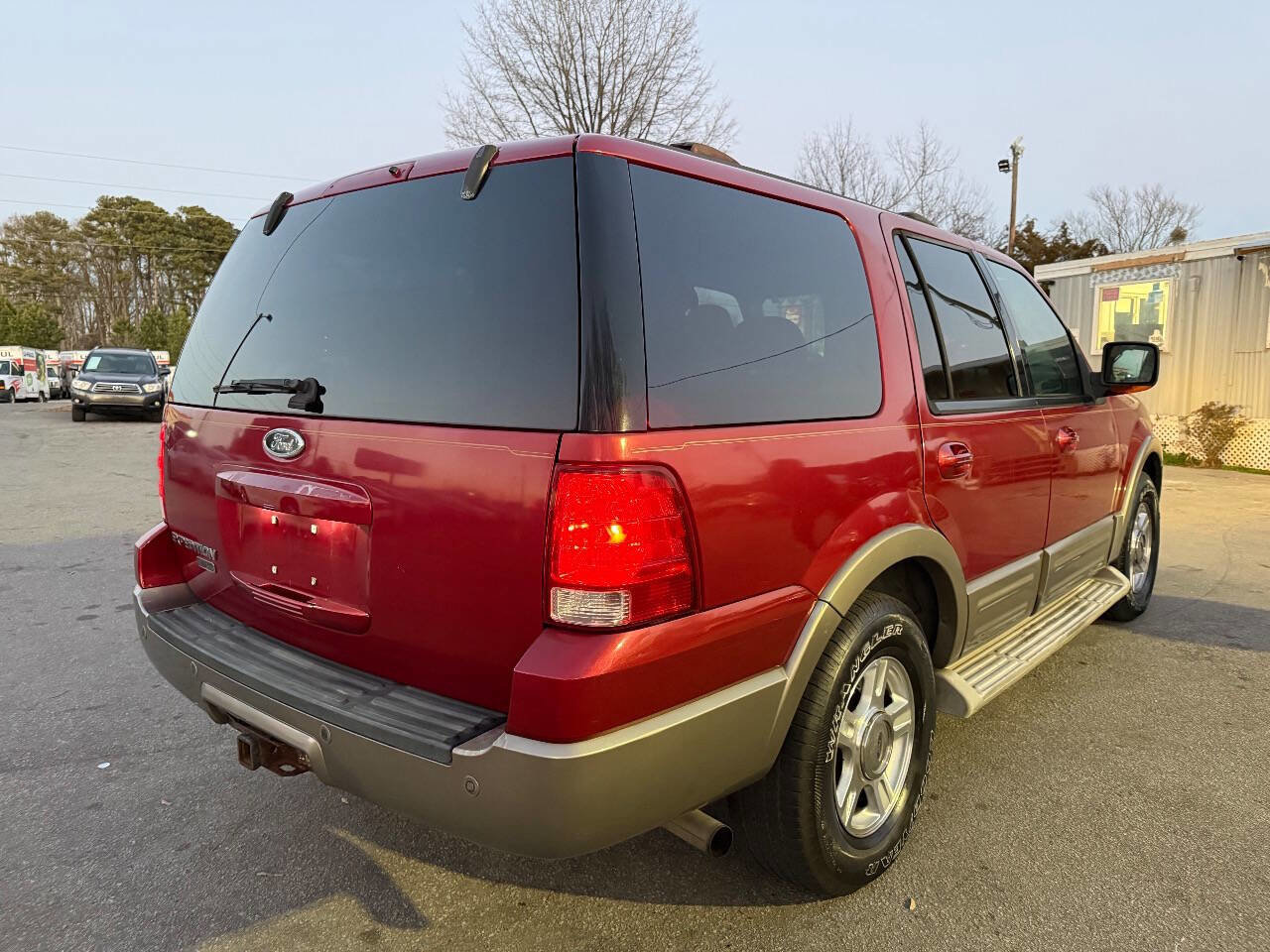 Used 2004 Ford Expedition Eddie Bauer RWD image 4