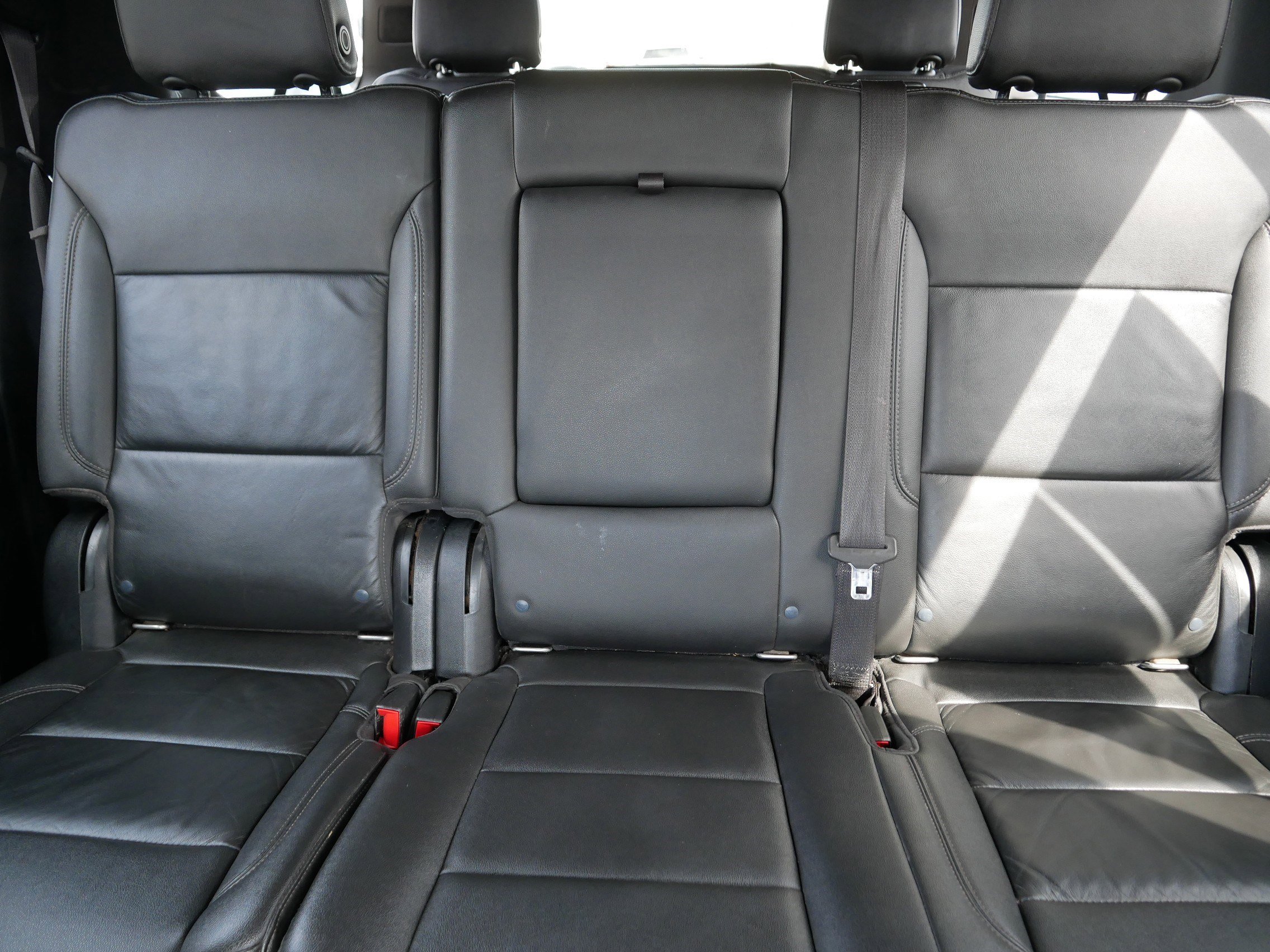 Used 2021 Chevrolet Suburban LT AWD/4WD image 13