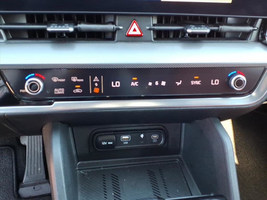 Used 2024 Kia Sportage SX image 28