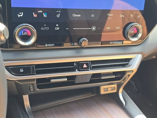 Used 2025 Lexus RX 350 Premium w/ Convenience Package AWD/4WD image 33