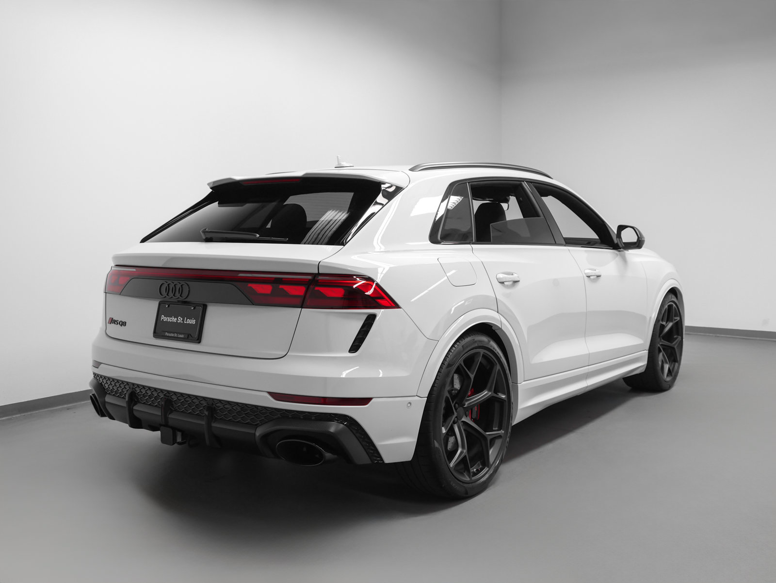 Used 2026 Audi RS Q8 performance AWD/4WD image 12