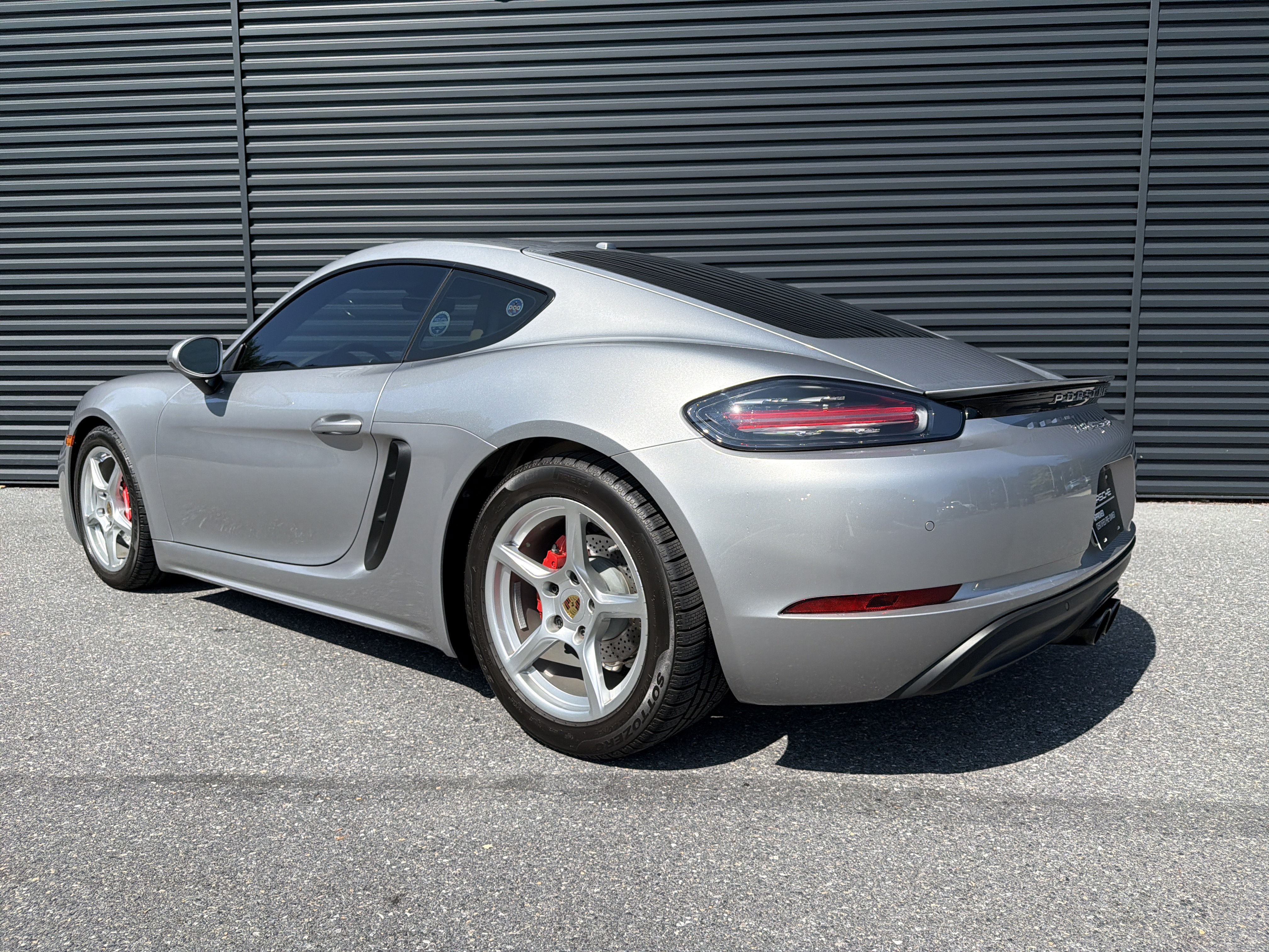 Used 2023 Porsche 718 Cayman S RWD image 3
