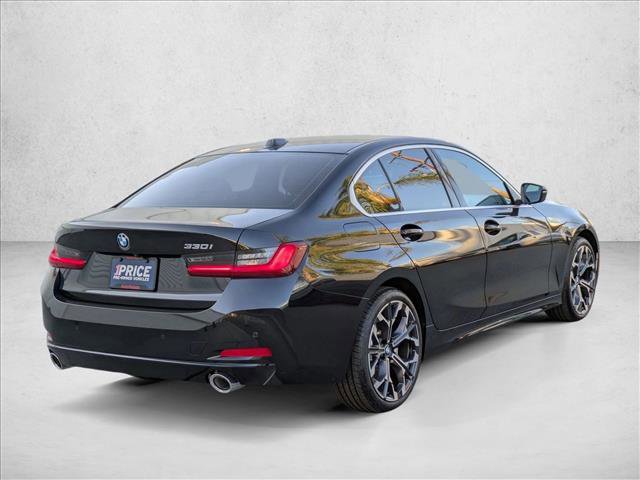 Used 2025 BMW 330i Sedan w/ Convenience Package image 5