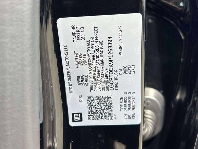 Used 2023 Chevrolet Colorado Z71 w/ Advanced Trailering Package AWD/4WD image 19