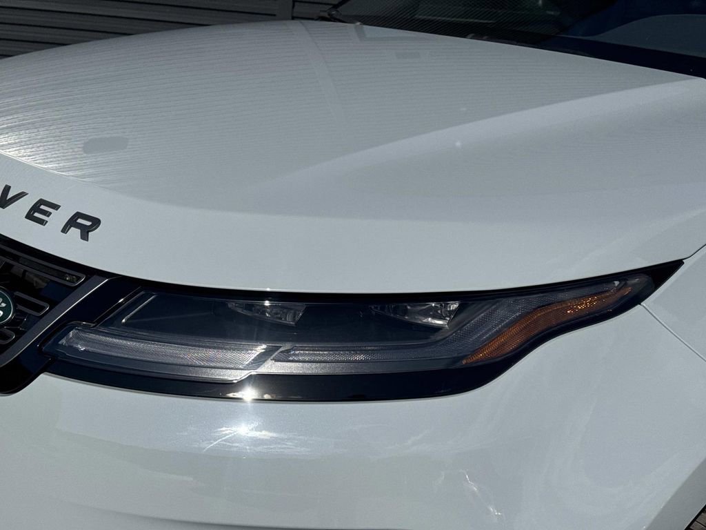 Used 2026 Land Rover Range Rover Evoque S image 7