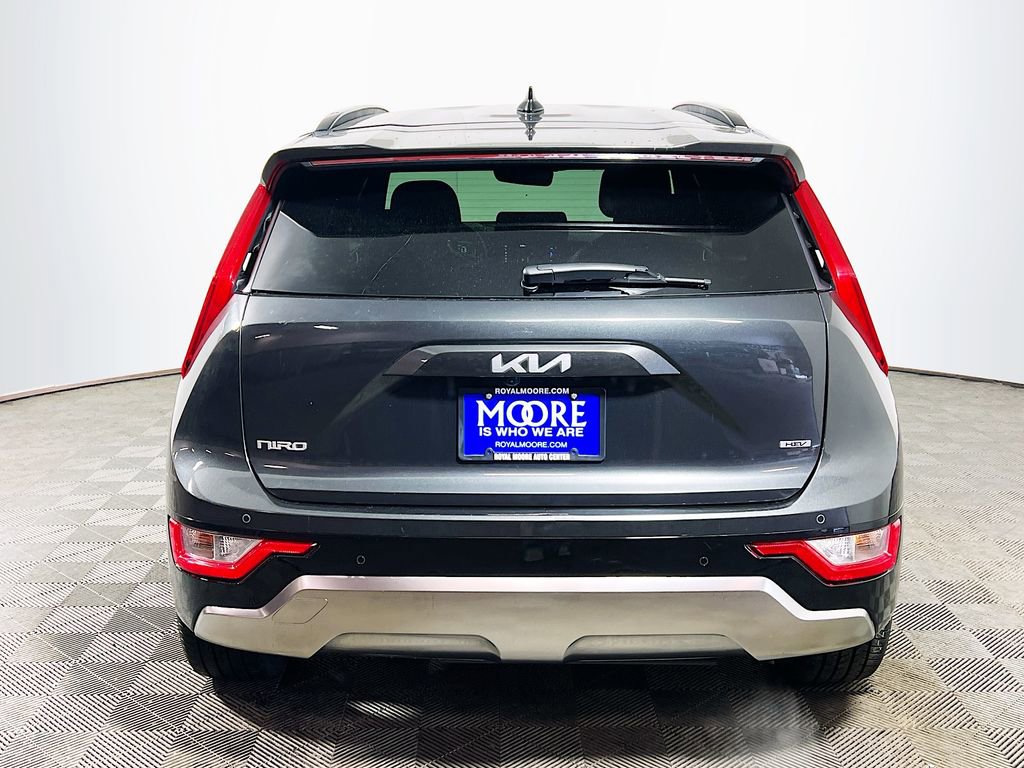 Used 2024 Kia Niro EX Touring FWD image 6