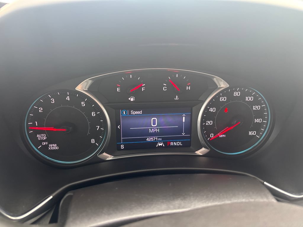 Used 2020 Chevrolet Equinox LT w/ Driver Convenience Package FWD image 20