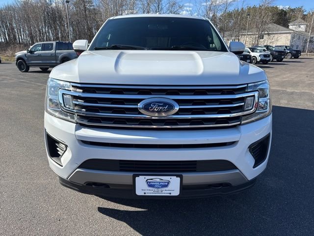 Used 2019 Ford Expedition XLT w/ Equipment Group 201A AWD/4WD image 2