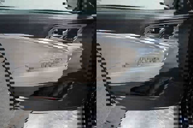 Used 2023 Genesis G70 3.3T image 21