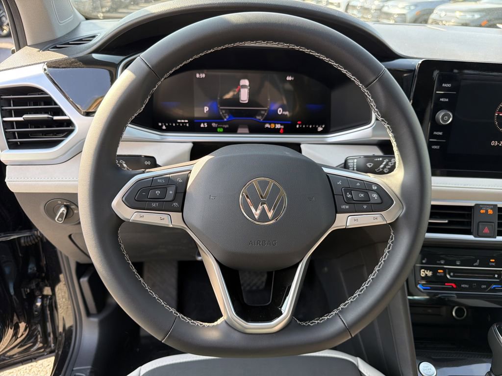 New 2026 Volkswagen Taos SE image 25