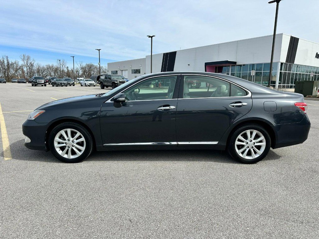 Used 2011 Lexus ES 350 video 2