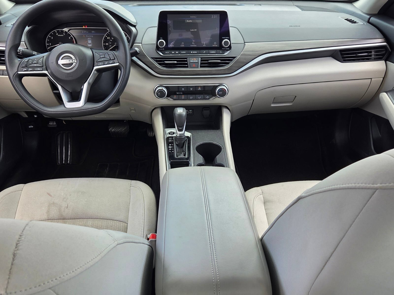 Used 2025 Nissan Altima 2.5 SV FWD image 8