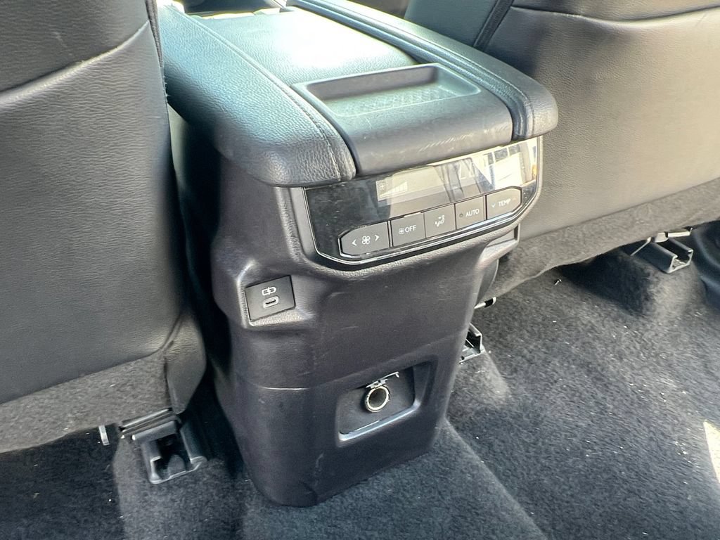 Used 2025 Toyota Grand Highlander AWD image 26