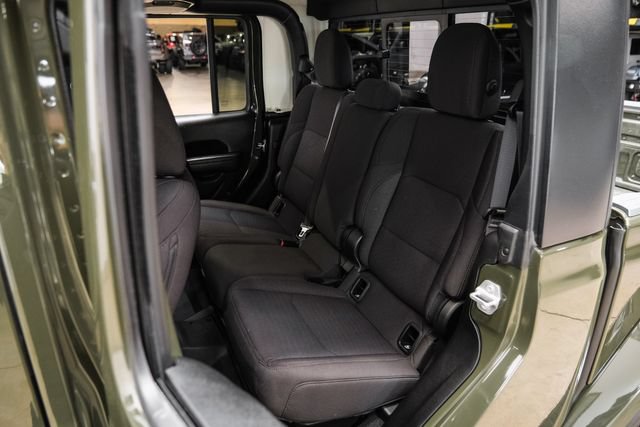Used 2023 Jeep Gladiator Sport AWD/4WD image 63