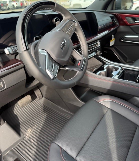 New 2026 Chevrolet Traverse Z71 w/ Enhanced Driving Package AWD/4WD image 9