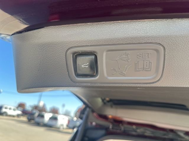 Used 2021 Ford Expedition XLT image 14