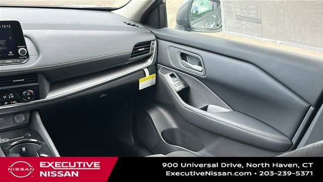 New 2026 Nissan Rogue SV image 25